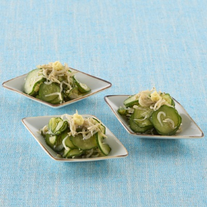 釜揚げしらすときゅうりの酢の物